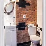 Loft Aparthotel 4*