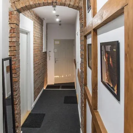 Loft - Centrum - Bezplatny Parking 4* 厄尔科