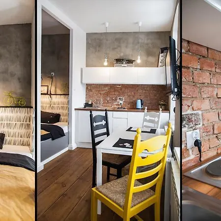 Loft - Centrum - Bezplatny Parking 4*