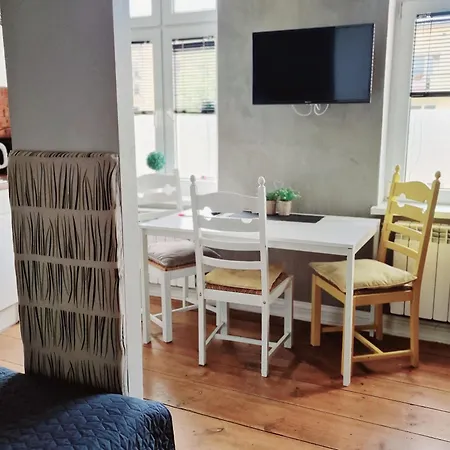 Loft - Centrum - Bezplatny Parking 4* 厄尔科